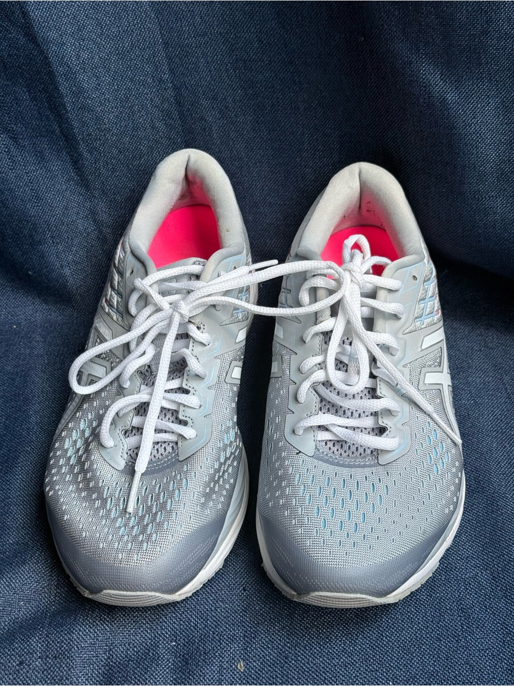 Asics Gel-Cumulus 21 Grey Pink Running Shoes Women Size 10 Sneaker 1012A468 Like